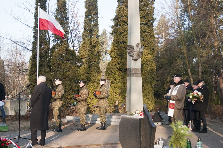 Uroczysty ponowny pochówek uczestników powstania wielkopolskiego 1918-1919 i ich rodzin w kolumbarium na Junikowie; 21.12.2016 r. Fot. UMP.