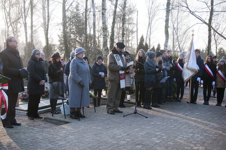 Uroczysty ponowny pochówek uczestników powstania wielkopolskiego 1918-1919 i ich rodzin w kolumbarium na Junikowie; 21.12.2016 r. Fot. UMP.