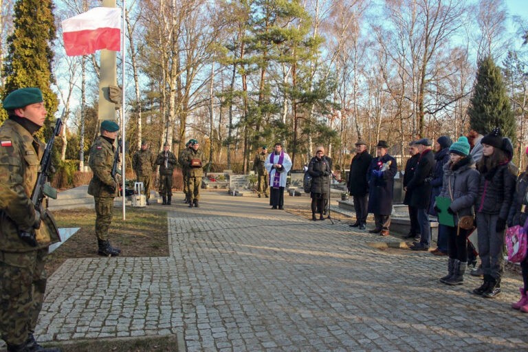 Uroczysty ponowny pochówek uczestników powstania wielkopolskiego 1918-1919 i ich rodzin w kolumbarium na Junikowie; 30.12.2015 r. Fot. UMP.