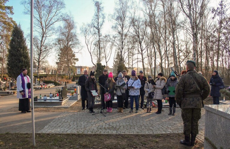 Uroczysty ponowny pochówek uczestników powstania wielkopolskiego 1918-1919 i ich rodzin w kolumbarium na Junikowie; 30.12.2015 r. Fot. UMP.