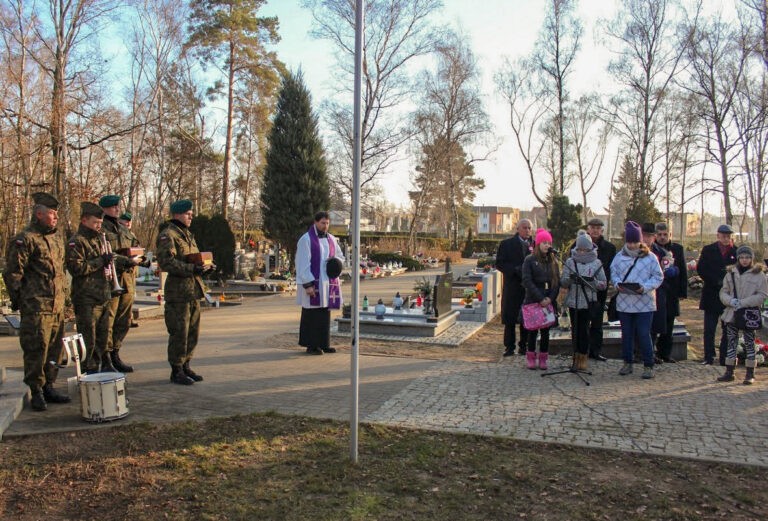 Uroczysty ponowny pochówek uczestników powstania wielkopolskiego 1918-1919 i ich rodzin w kolumbarium na Junikowie; 30.12.2015 r. Fot. UMP.